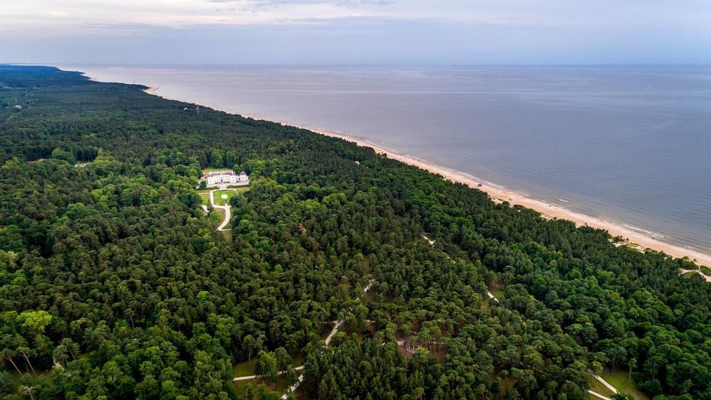Anbo Vila Паланга Екстериор снимка